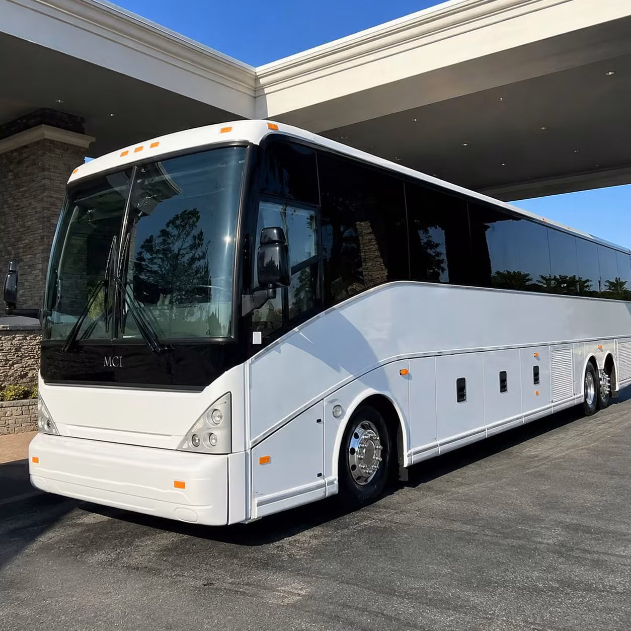 heading outside knoxville you can still compare airport transportation options