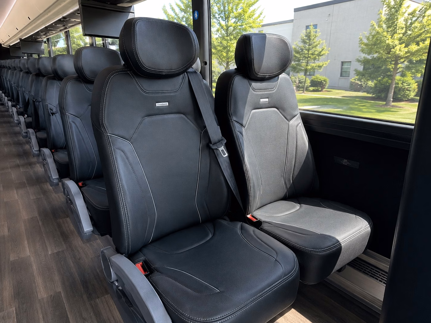 how the distance and duration of your trip affect knoxville bus rental rates